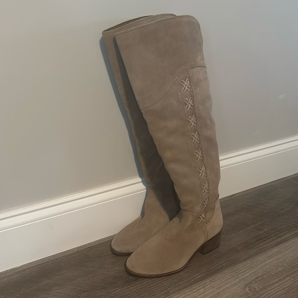 Vince Camuto Keesell suede boots